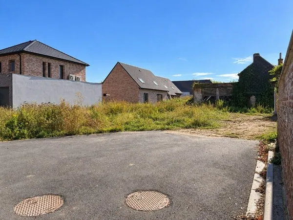 Terrain 417 m²
