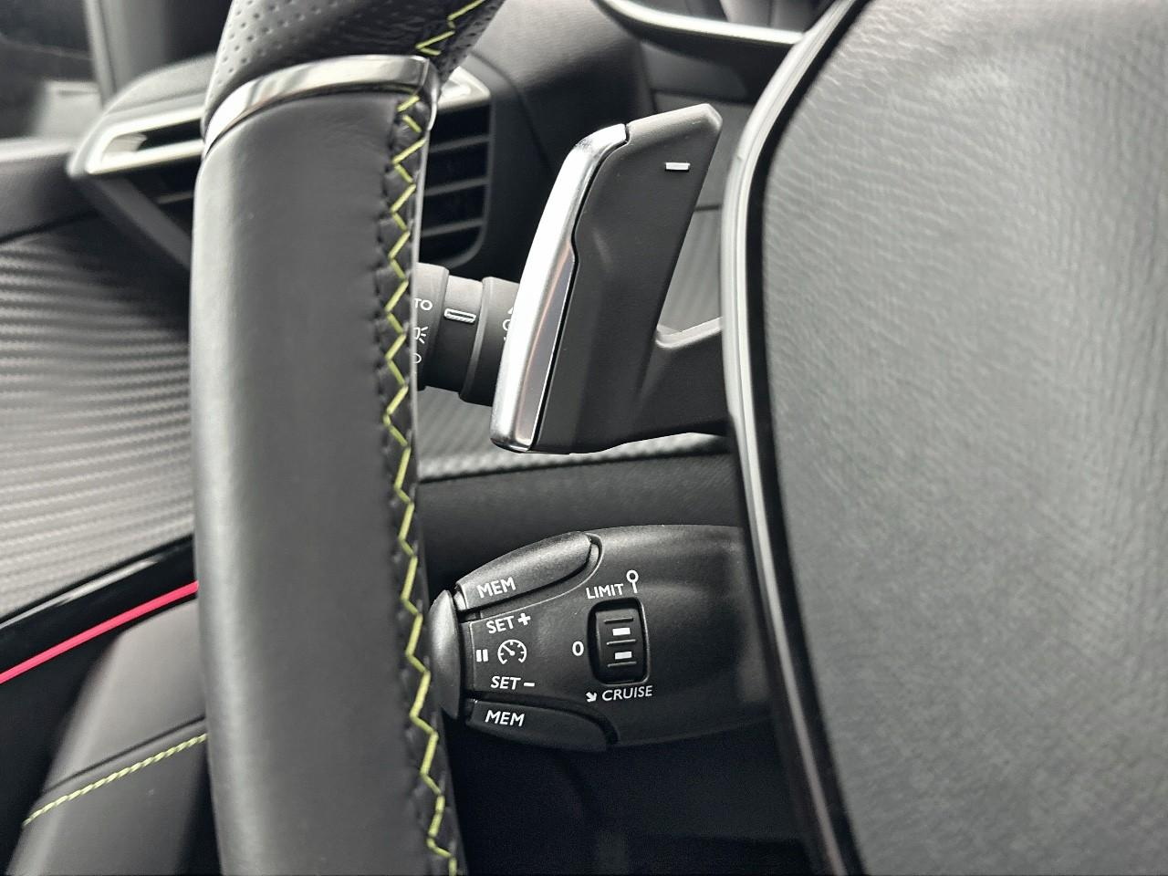 Peugeot 208 puretech 100 s&s eat8 gt — photo 19