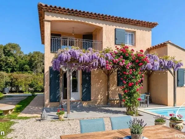 Propriété 5 pièces 104 m²