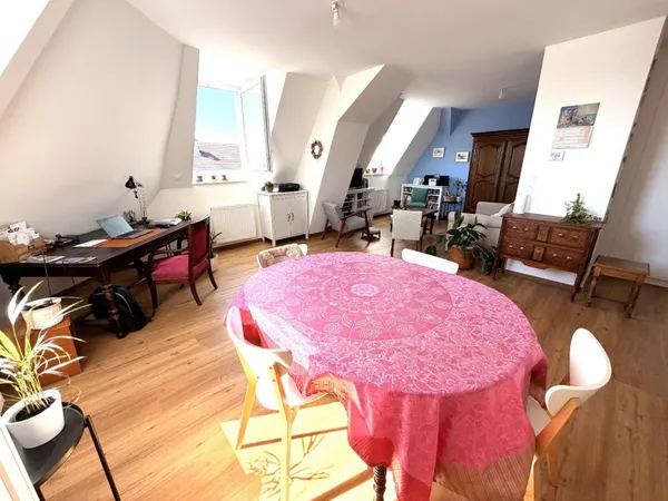 Appartement 3 pièces 96 m²