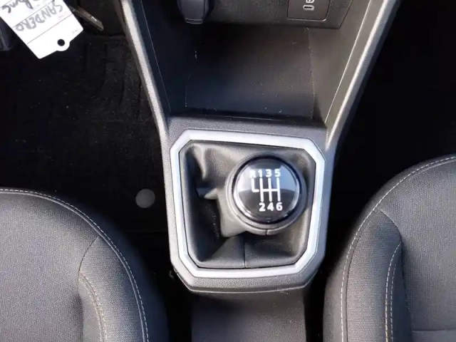 Dacia Sandero tce 90 gsr2 — photo 13