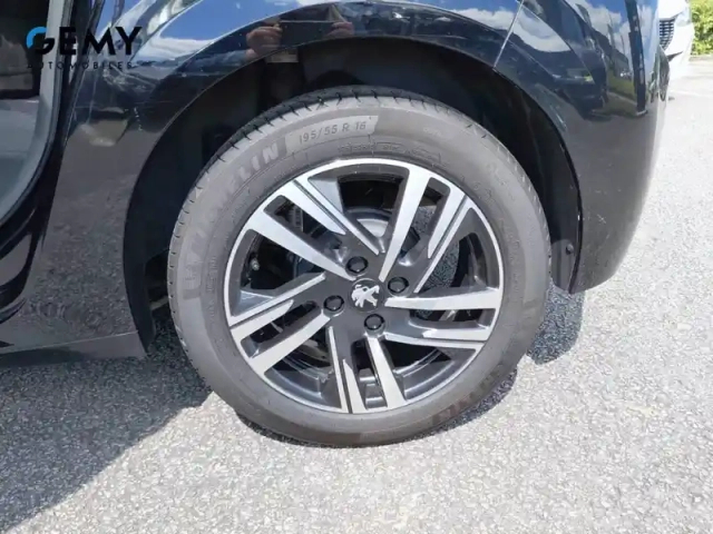 Peugeot 208 puretech 100 s&amp;s bvm6 — photo 11