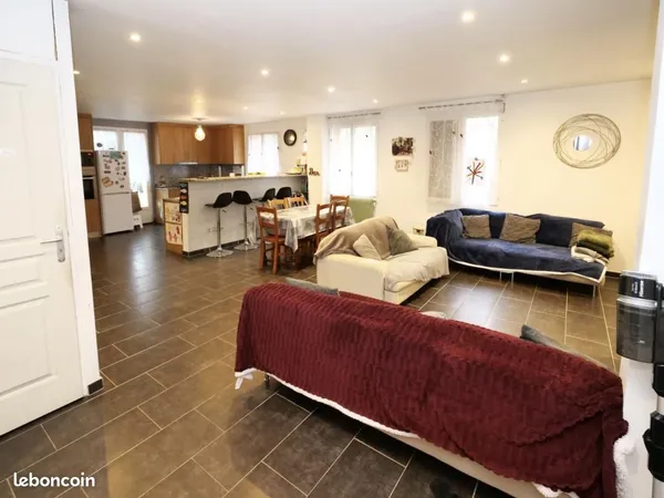 Maison 9 pièces 184 m²