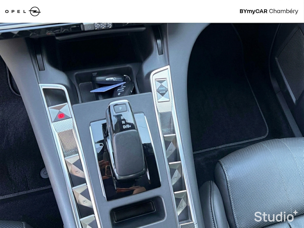 DS7 Crossback Hybride E-Tense 300 EAT8 4x4 — photo 16