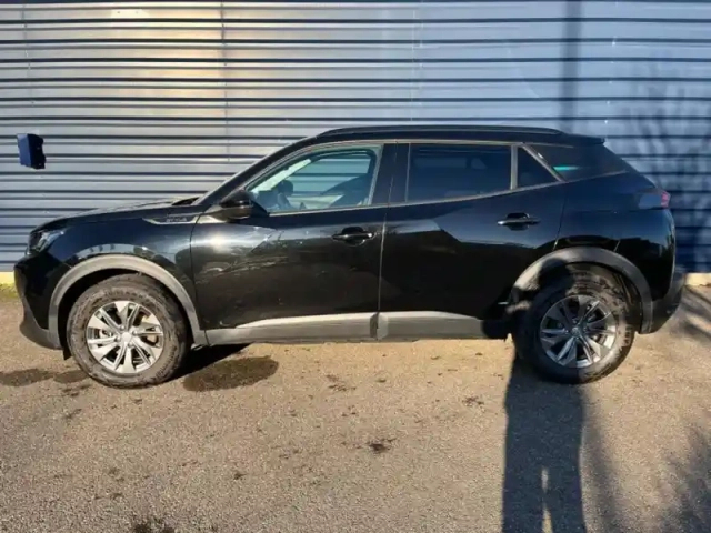 Peugeot 2008 e- 136ch style — photo 2