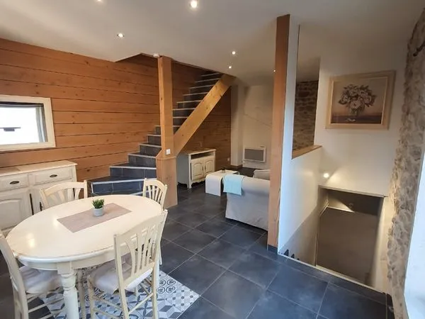 Maison de rue T3 - Location meublée
