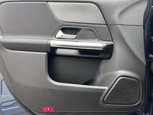 Mercedes Classe B 180 progressive line edition — photo 14