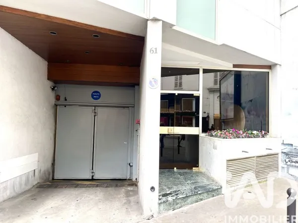 Parking 10 m²