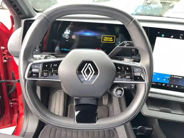 Renault Megane e-tech ev60 220 ch super charge — photo 9