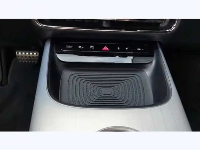 Mercedes Glb 200 — photo 19