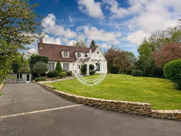 MAGNIFIQUE MAISON FAMILIALE