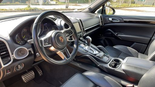 Porsche Cayenne S 3.0 416 e-Hybrid 4x4 Tiptonic 8 - Platinium – 2016 – 186234 km – Hybride rechargeable – Boîte Automatique — photo 45