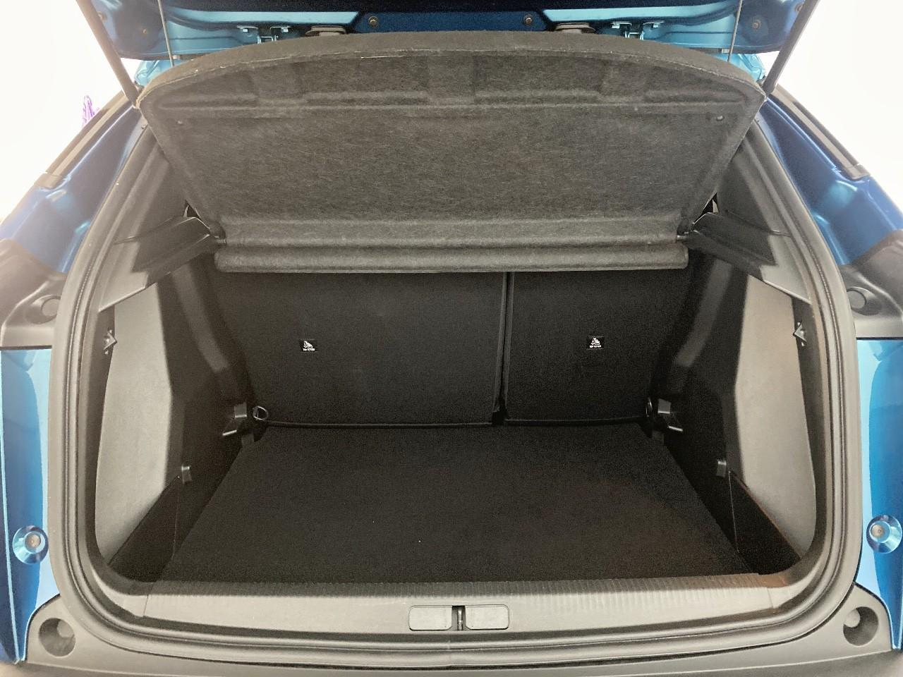 Peugeot 2008 hybrid 145 ch e-dcs6 allure — photo 6
