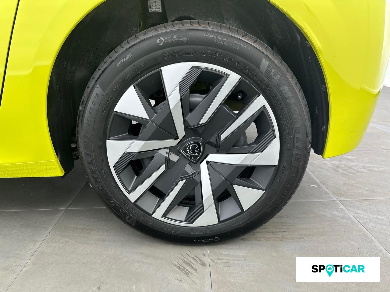 Peugeot 208 1.2 hybrid 110ch style e-dcs6 — photo 11