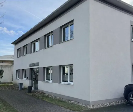 Bureaux 458 m²