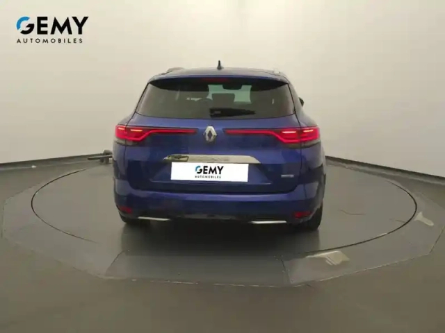 Renault Megane mégane iv estate phev 160 — photo 28