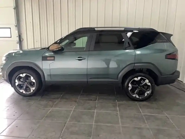 Dacia Bigster hybrid-g 150 4x4 — photo 2