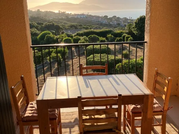 Appartement T2 à Louer sur Porticcio