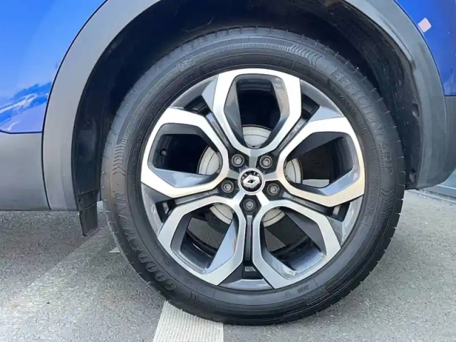Renault Captur tce 90 — photo 14
