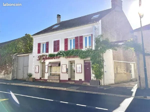 Local commercial 221 m²