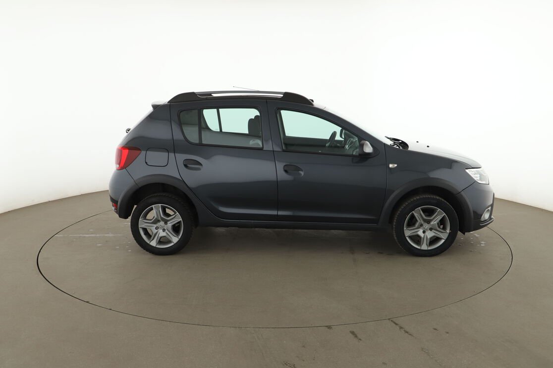 Dacia Sandero Stepway 1.5 dCi Easy-R — photo 6