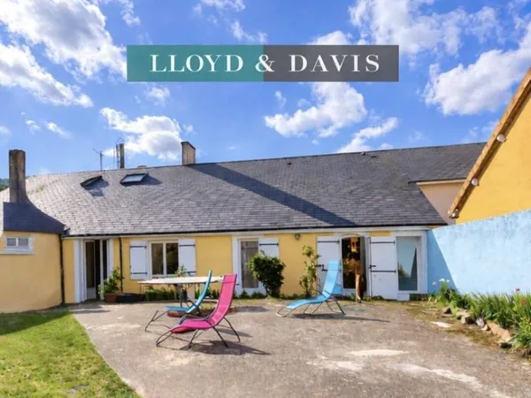 Local commercial 3 pièces 242 m²
