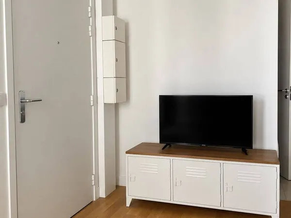 Studio 1 pièce 19 m²