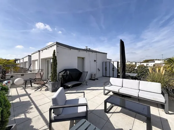 PENTHOUSE D'EXCEPTION - Dernier étage avec terrasse panoramiq