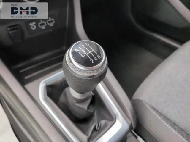 Renault Clio 1.0 tce 90ch business -21 — photo 9
