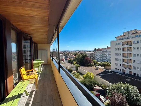 Chamalières-T2 lumineux de 47,75 m² avec balcon, garage et cave