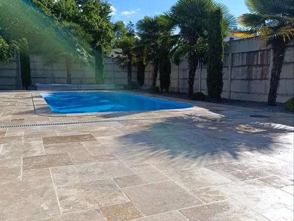 Maison de caractère 265m2-7 chambres-piscine & jacuzzi