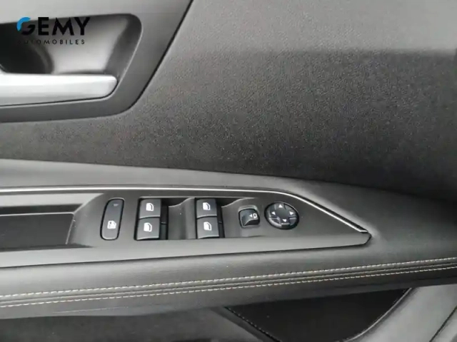 Peugeot 3008 puretech 180ch s&amp;s eat8 — photo 16