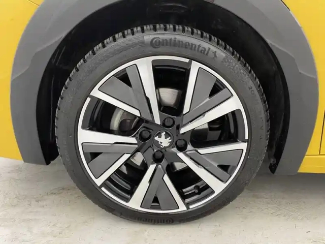 Peugeot 208 puretech 100 s&amp;s eat8 — photo 81