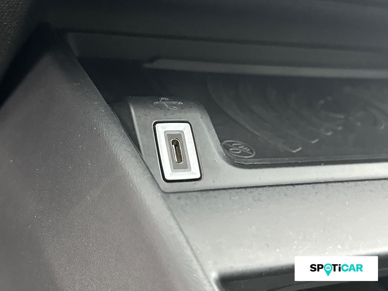 Citroën C4 bluehdi 130ch s&s shine pack eat8 — photo 16