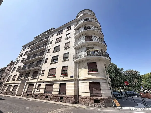 Appartement 4 pièces 99 m²