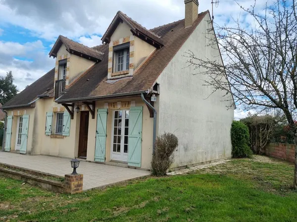 MAISON 4 CHAMBRES et GARAGE DOUBLE