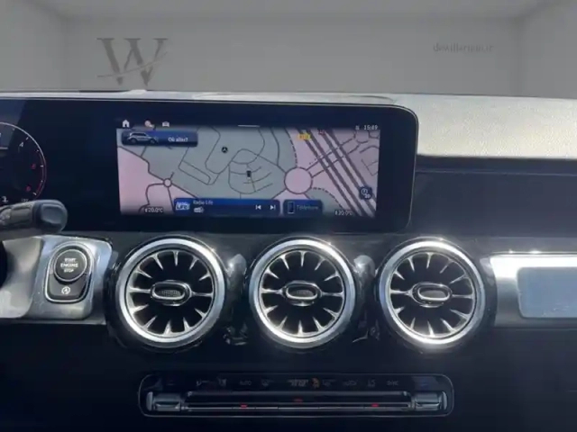 Mercedes Glb 200 d amg line — photo 16
