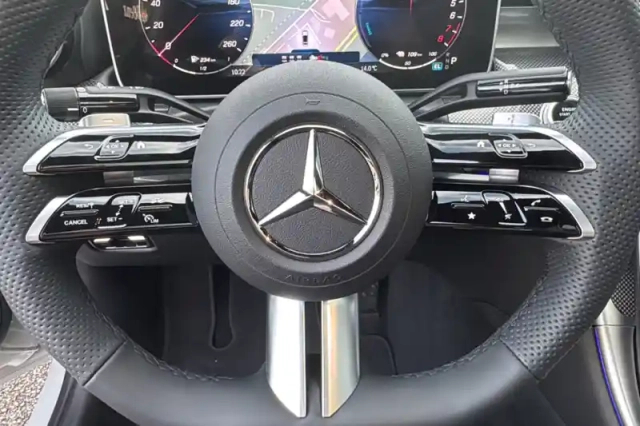 Mercedes Classe C 300 e 9g-tronic e-hybrid eq — photo 95