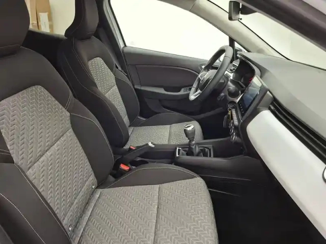 Renault Clio tce 90 — photo 31