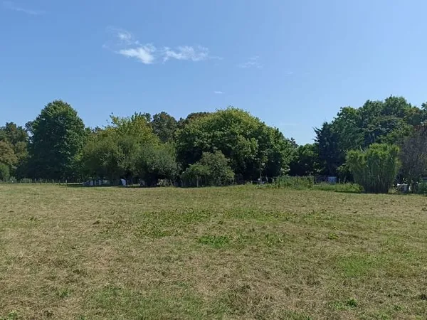 Terrain 1500 m²