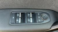 Renault Captur 1.2 TCe 115ch Techno - 25 — photo 32