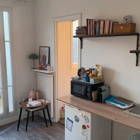 SOUS-LOCATION Studio meublé Paris 15e - Octobre 2026