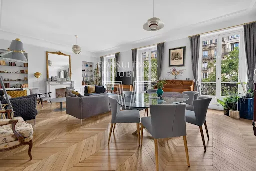 Appartement 6 pièces 147 m²