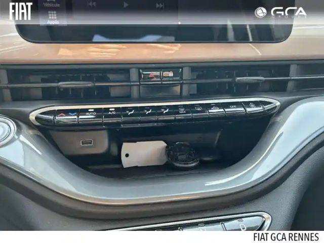 Fiat 500 e 95ch my23 — photo 11