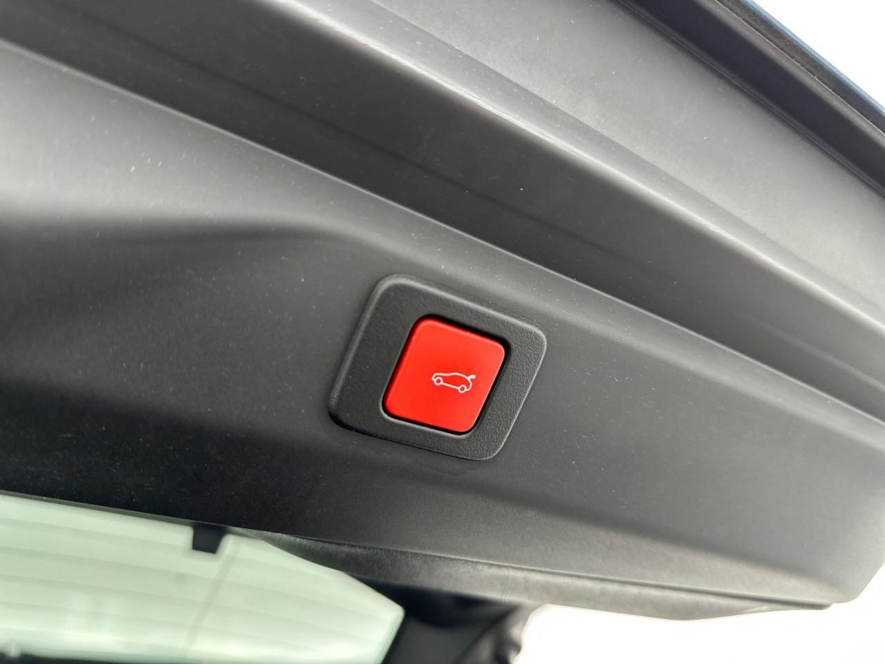 Peugeot 3008 electrique 210 ch 73 kwh gt — photo 35