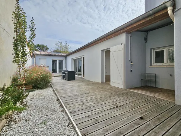 MAIRIE DE SAINT-MAX - MAISON FAMILIALE RÉNOVÉE AVEC EXTENSIO