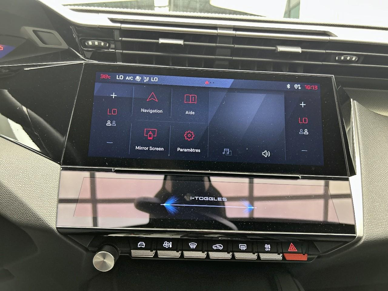 Peugeot 308 hybrid 145 e-dcs6 gt — photo 11