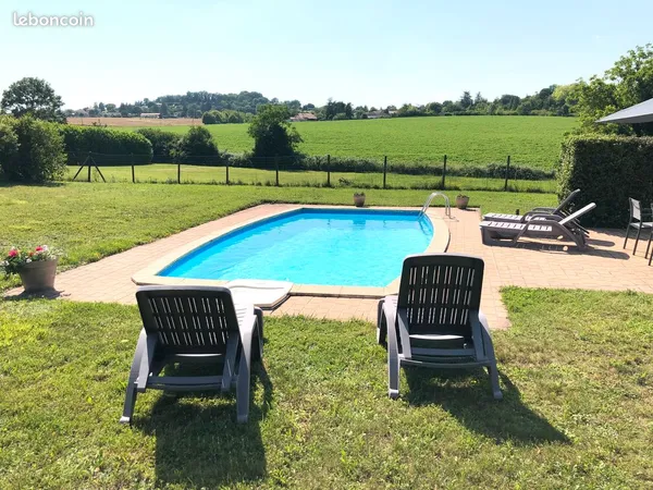 Maison individuelle plain pied avec piscine