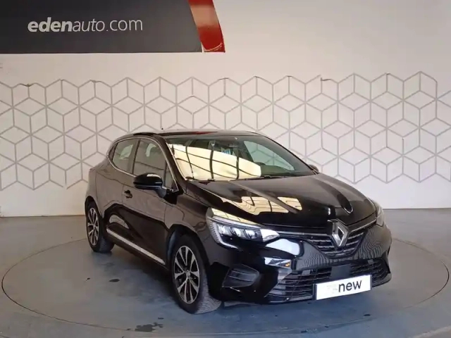 Renault Clio e-tech 140 - 21n — photo 53