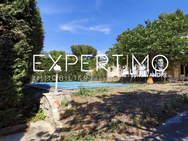 Vends maison - 162.6m² - 6 pièces, 4 chambres - Marseille 13009